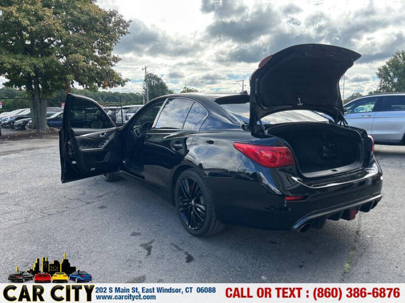 2015 Infiniti Q50 Premium