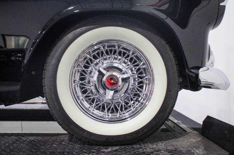 1956 Ford Thunderbird