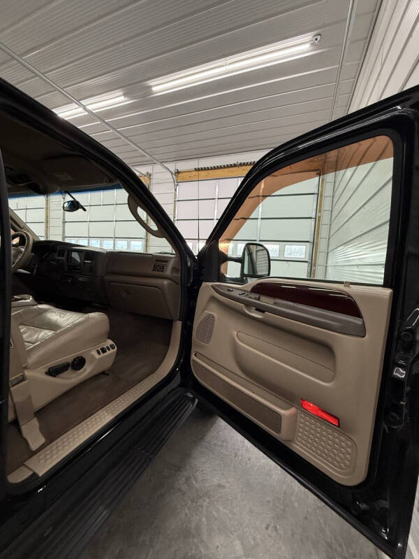 2003 Ford Excursion Limited