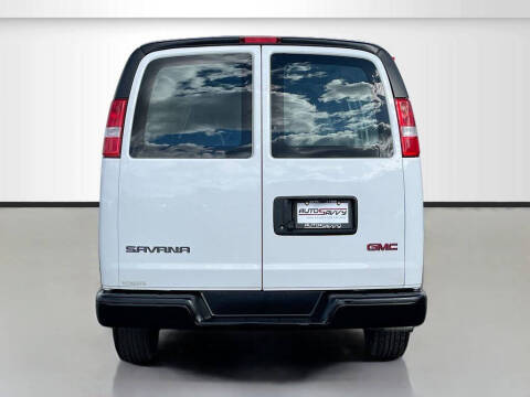 2024 GMC Savana 2500