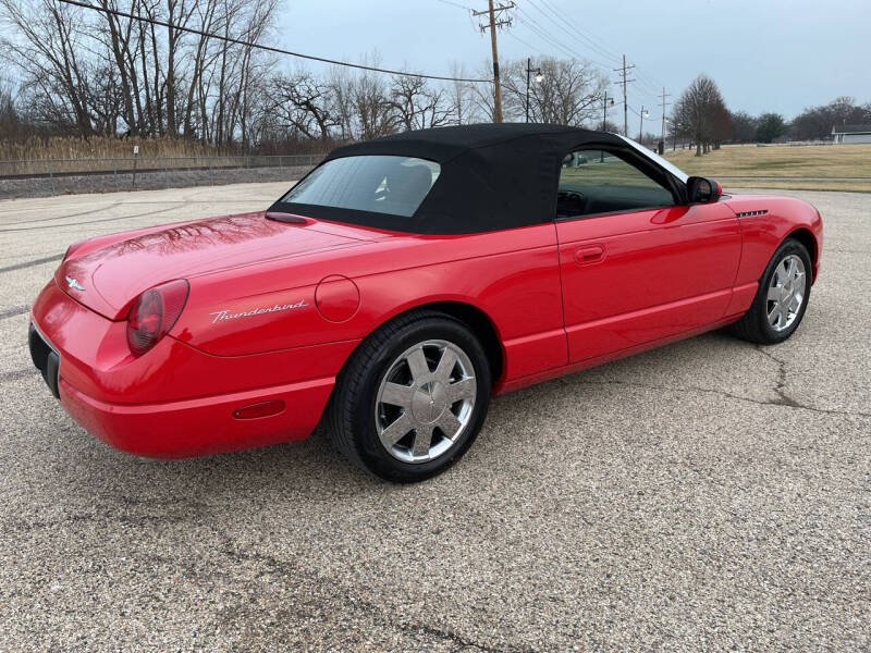 2002 Ford Thunderbird Deluxe