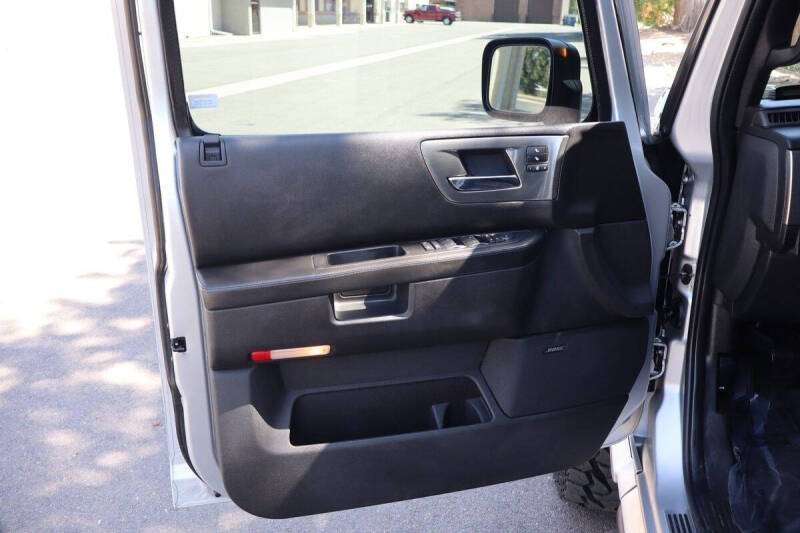 2009 HUMMER H2 Luxury
