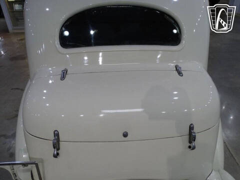 1936 Packard Eight Sedan