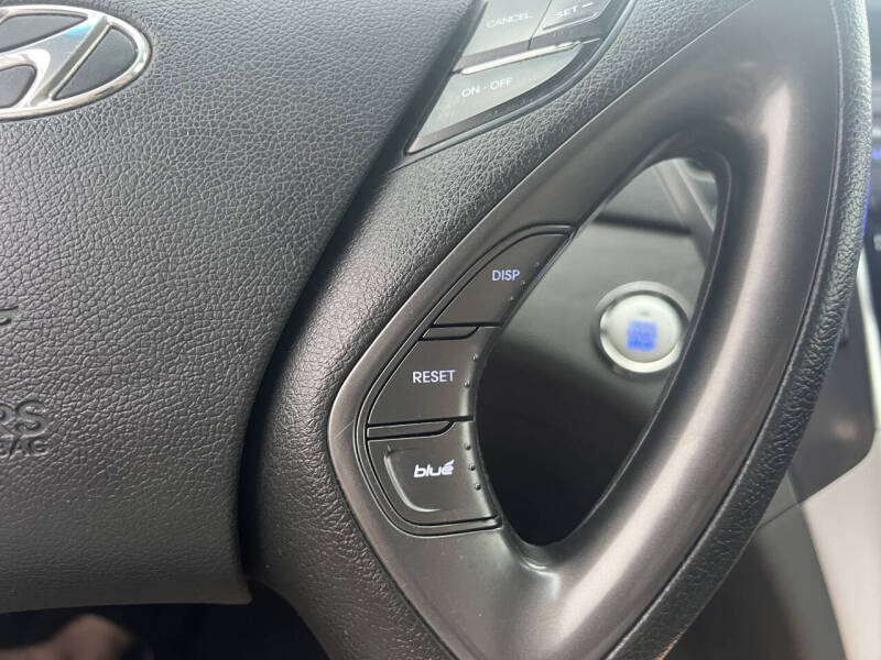 2013 Hyundai Sonata Hybrid