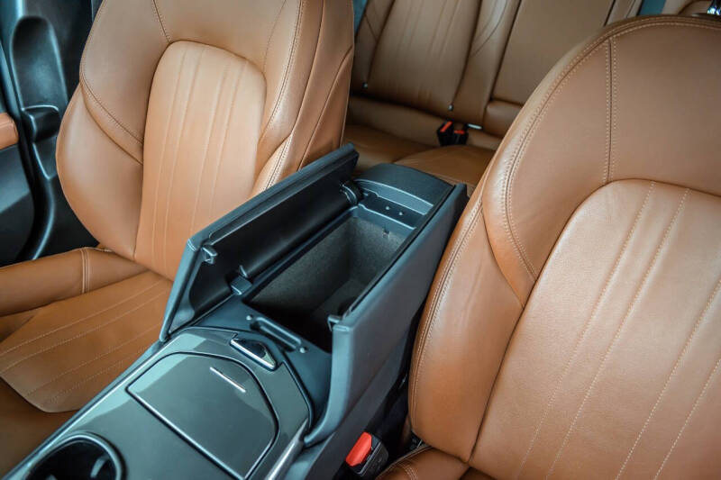 2020 Maserati Ghibli