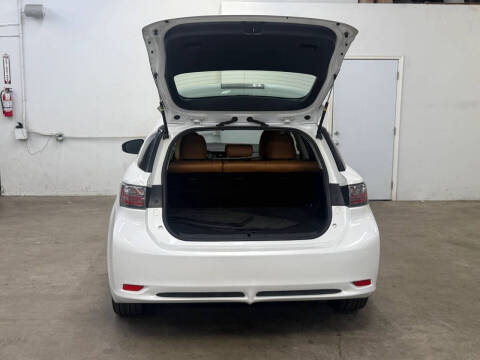 2013 Lexus CT 200h