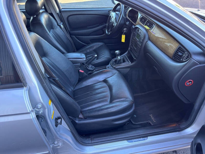 2003 Jaguar X-Type 2.5