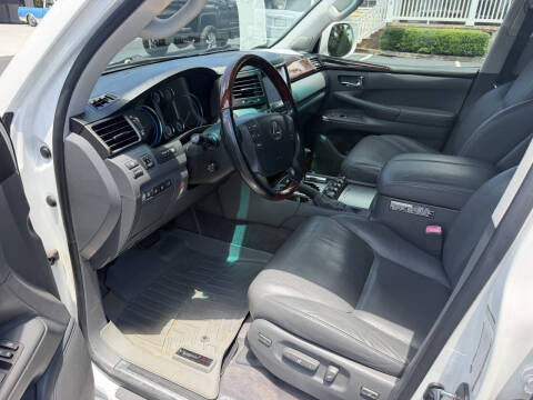 2008 Lexus LX 570