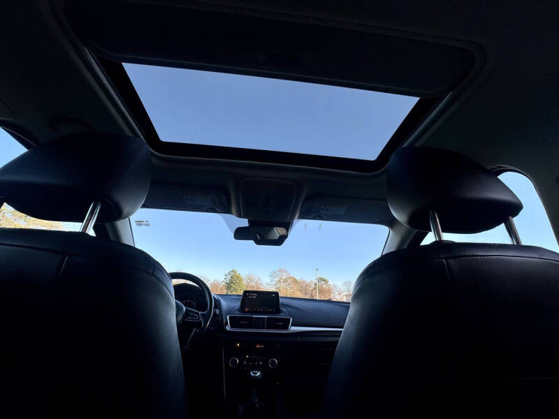 2017 Mazda MAZDA3 Touring