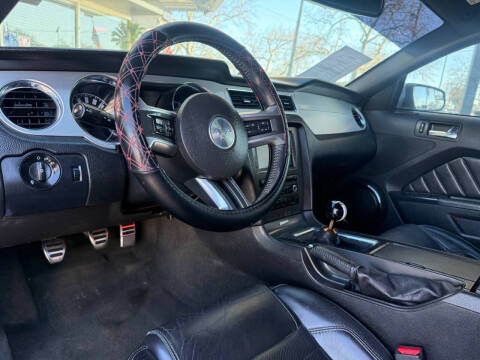 2014 Ford Mustang V6 Premium