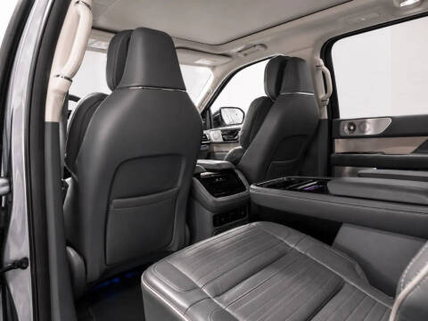 2023 Lincoln Navigator Black Label