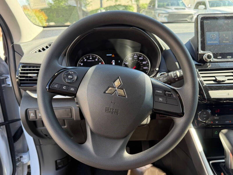 2026 Mitsubishi Eclipse Cross LE