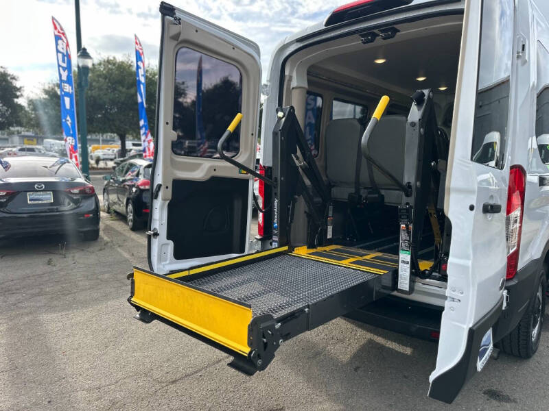 2023 Ford Transit 250