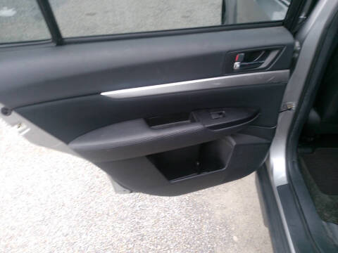 2011 Subaru Outback 2.5i Premium