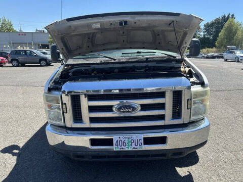 2010 Ford E-Series E-350 SD