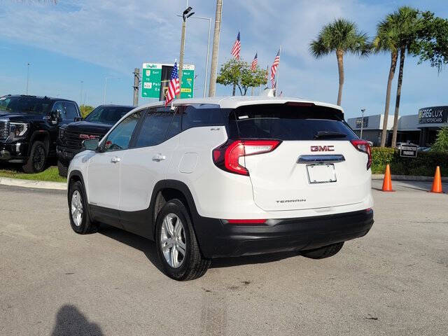 2024 GMC Terrain SLE