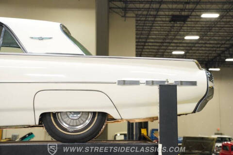 1962 Ford Thunderbird