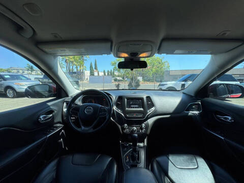 2019 Jeep Cherokee Latitude Plus