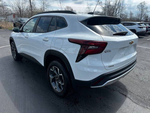 2025 Chevrolet Trax LT
