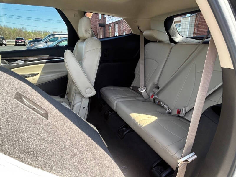 2018 Buick Enclave Essence