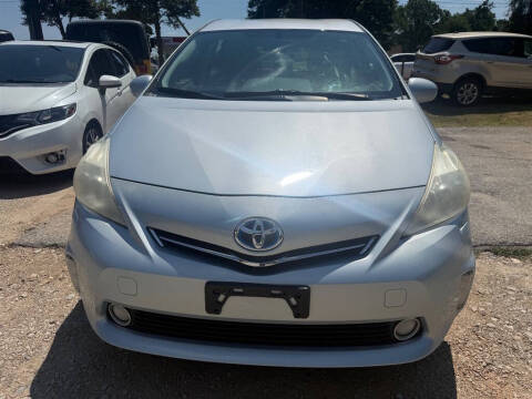 2012 Toyota Prius v Two