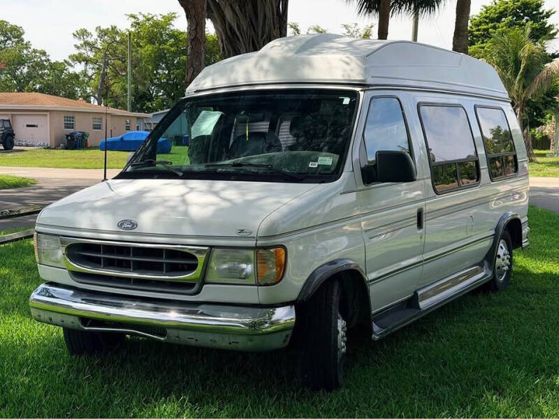 2000 Ford E-Series