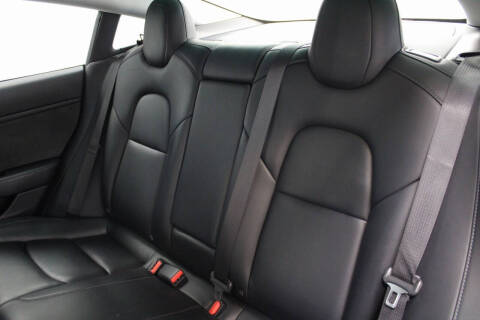 2019 Tesla Model 3 Mid Range