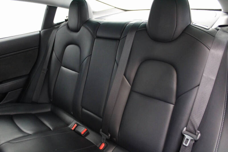 2019 Tesla Model 3 Mid Range