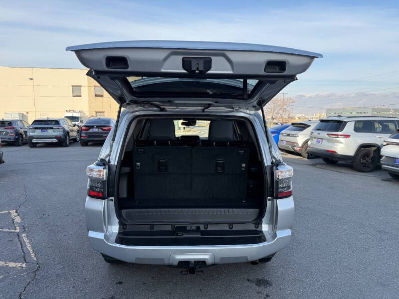 2024 Toyota 4Runner SR5 Premium