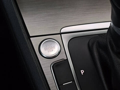 2017 Volkswagen Golf TSI S