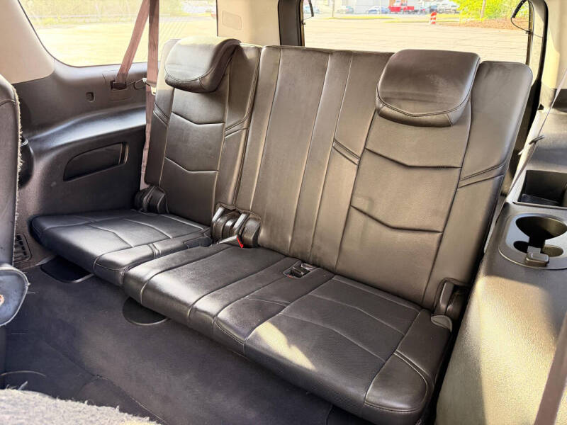 2015 Cadillac Escalade ESV Luxury