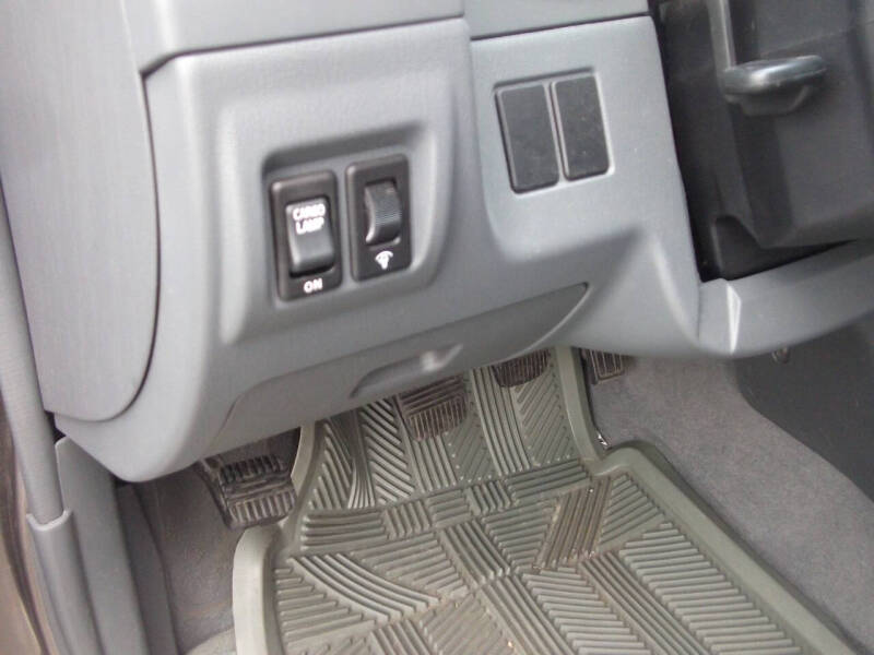 2004 Nissan Frontier XE