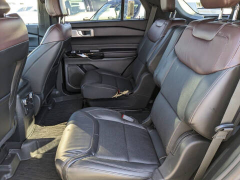 2023 Ford Explorer Platinum