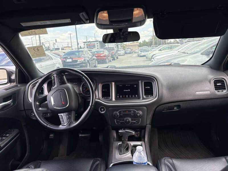 2019 Dodge Charger SXT
