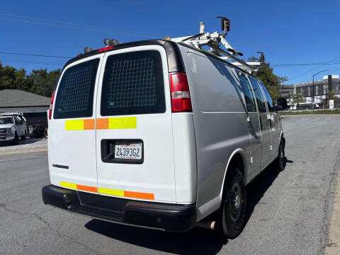 2017 Chevrolet Express 2500