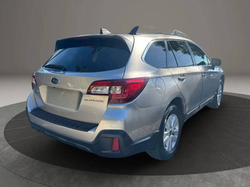 2018 Subaru Outback 2.5i Premium