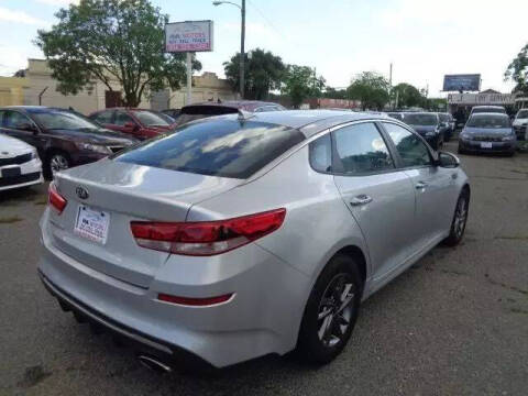 2020 Kia Optima LX