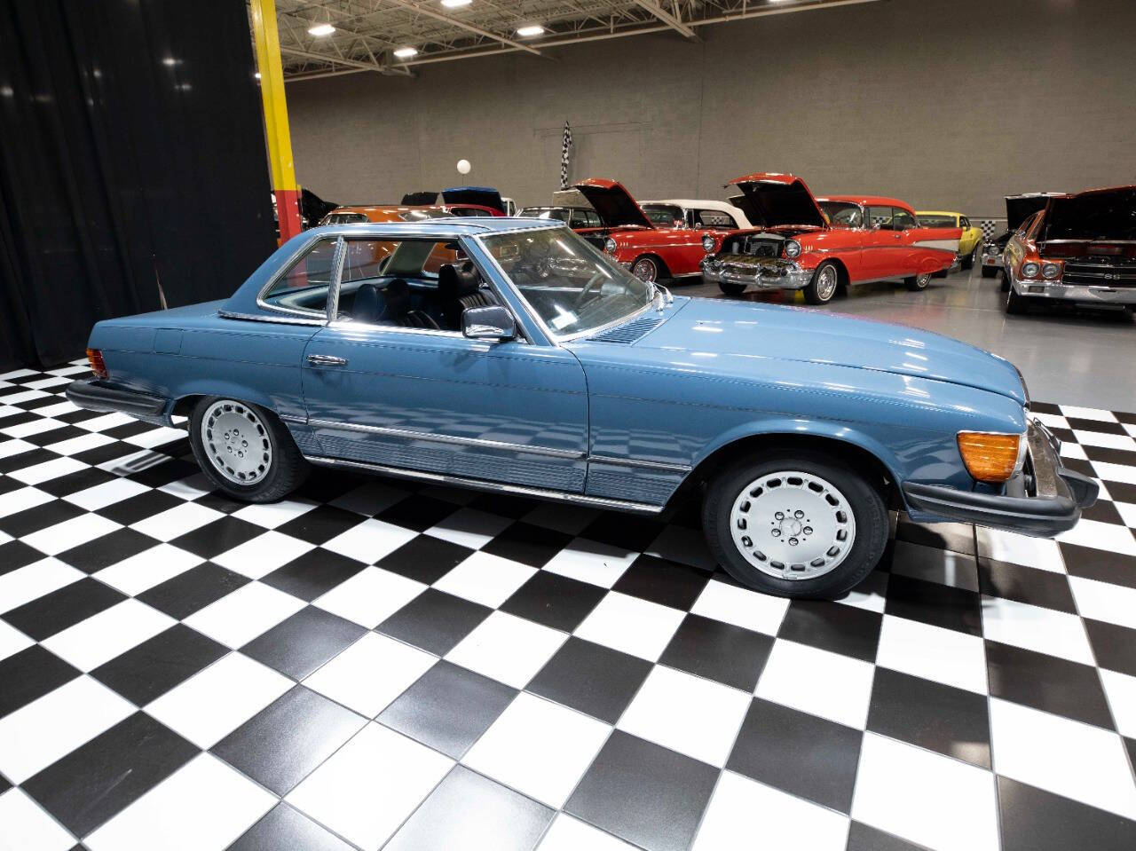 1977 Mercedes-Benz 450 SL 11