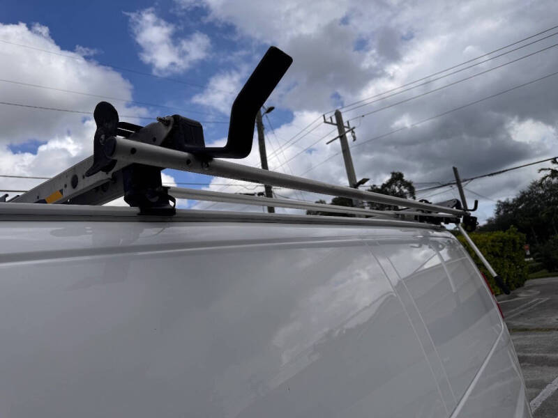 2019 Chevrolet Express 2500