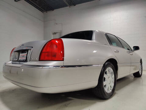 2004 Lincoln Town Car Ultimate