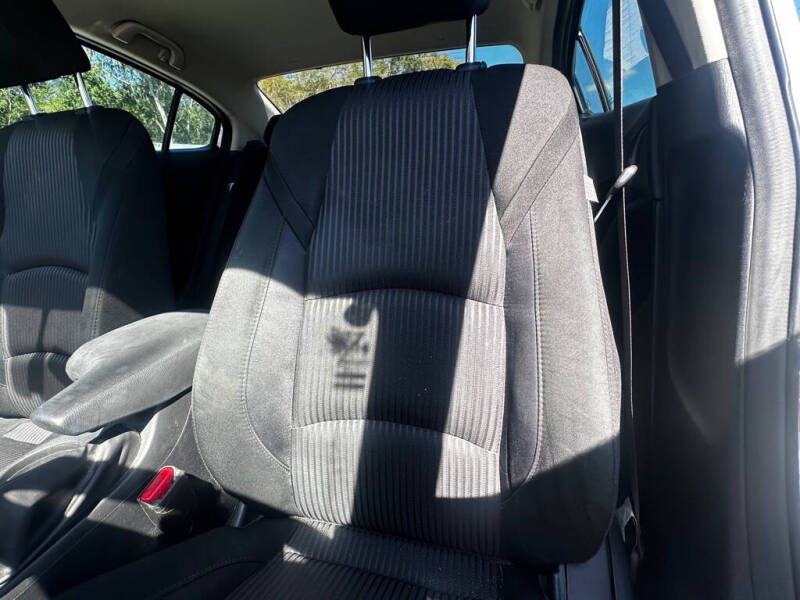 2016 Mazda MAZDA3 i Sport