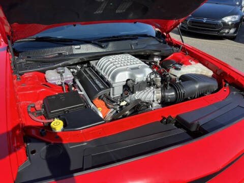 2015 Dodge Challenger SRT Hellcat