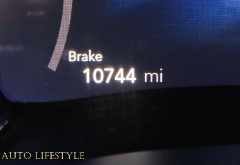 2024 Chrysler Pacifica Plug-In Hybrid S Appearance