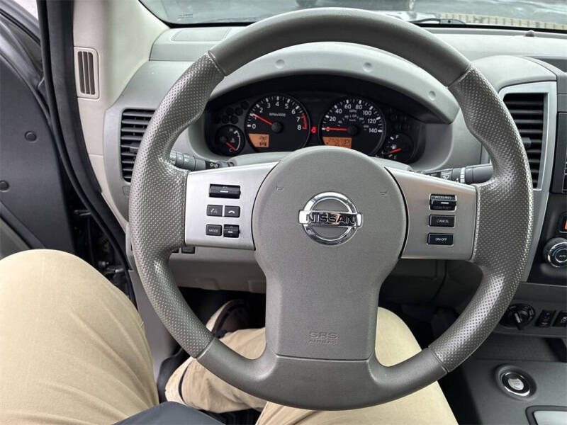 2020 Nissan Frontier SV