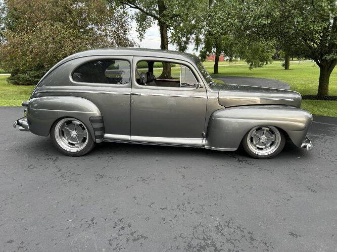 1946 Ford Deluxe