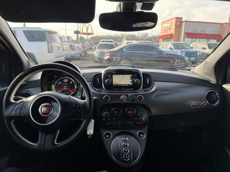 2017 FIAT 500e