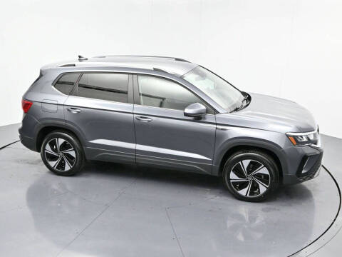 2024 Volkswagen Taos SE 4Motion