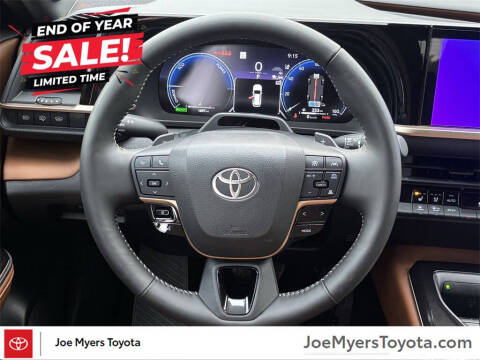 2025 Toyota Crown Signia Limited