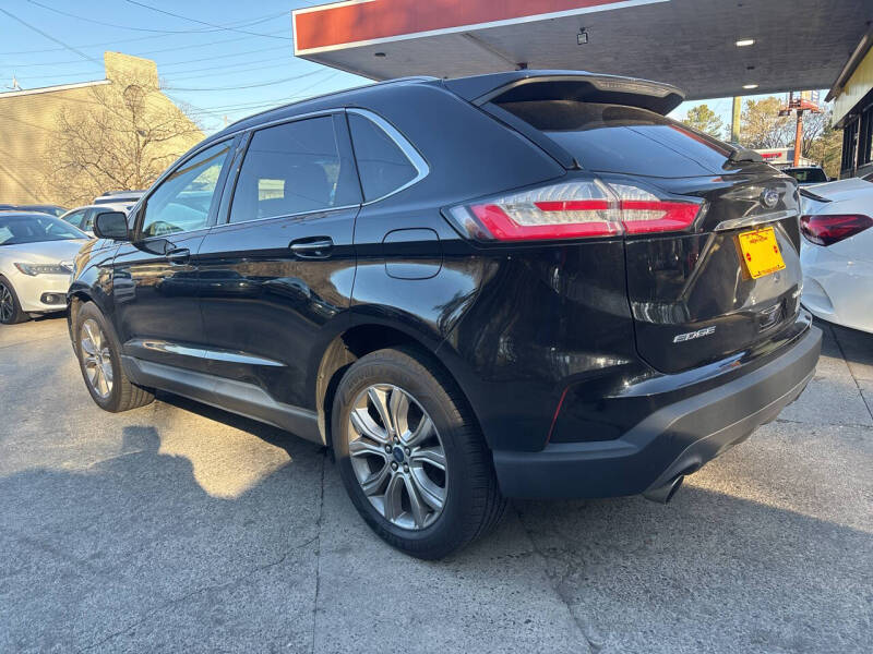 2019 Ford Edge Titanium