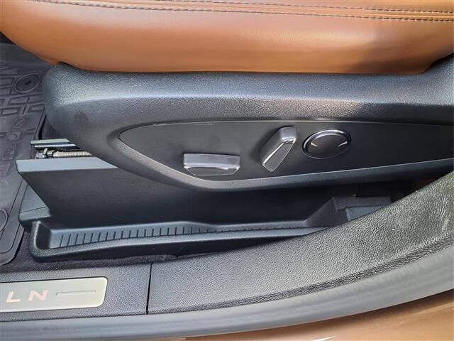 2022 Lincoln Nautilus Reserve